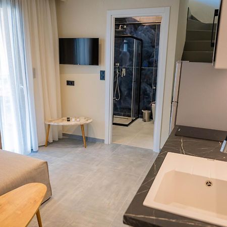 Fay Suites Flogita Eksteriør billede