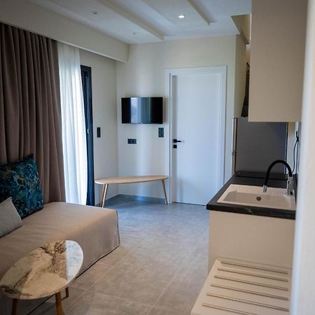 Fay Suites Flogita Eksteriør billede