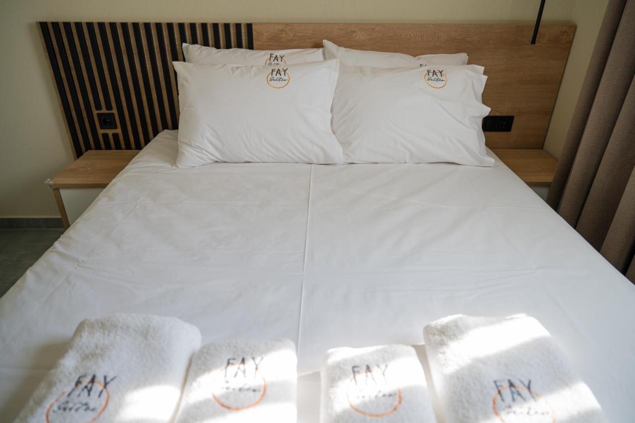 Fay Suites Flogita Eksteriør billede