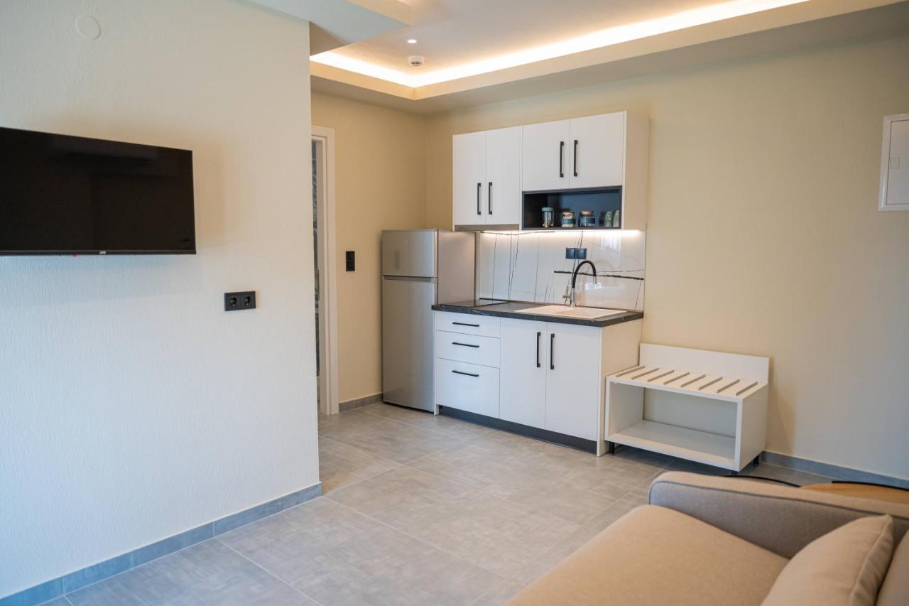 Fay Suites Flogita Eksteriør billede