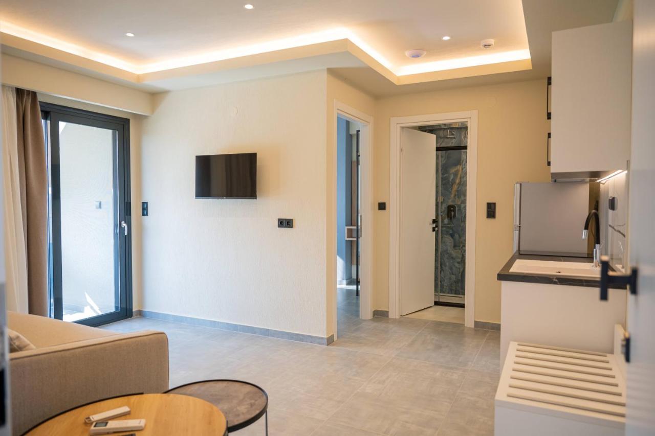 Fay Suites Flogita Eksteriør billede