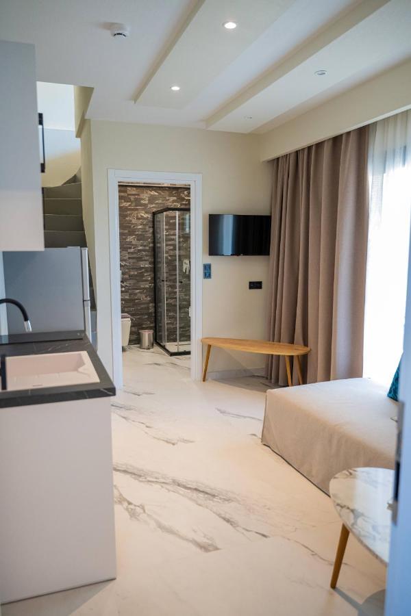 Fay Suites Flogita Eksteriør billede