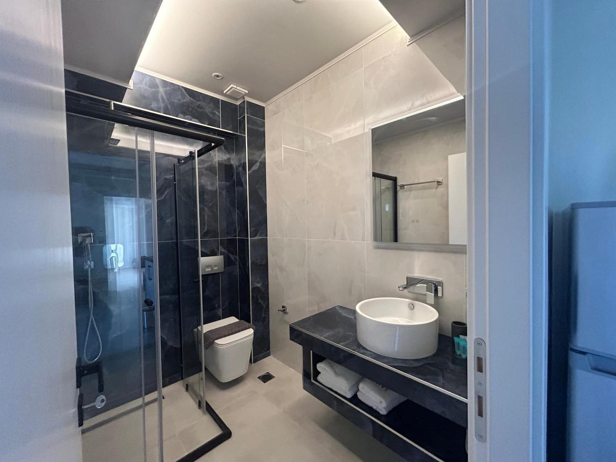 Fay Suites Flogita Eksteriør billede