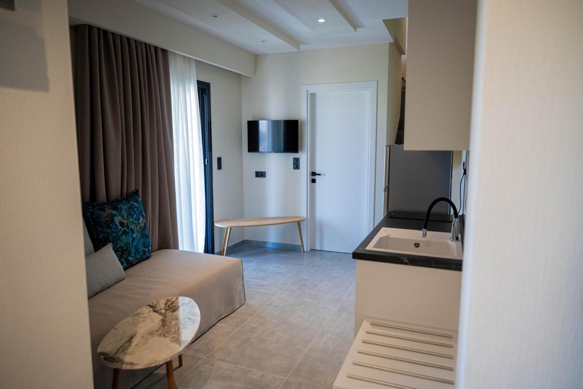 Fay Suites Flogita Eksteriør billede
