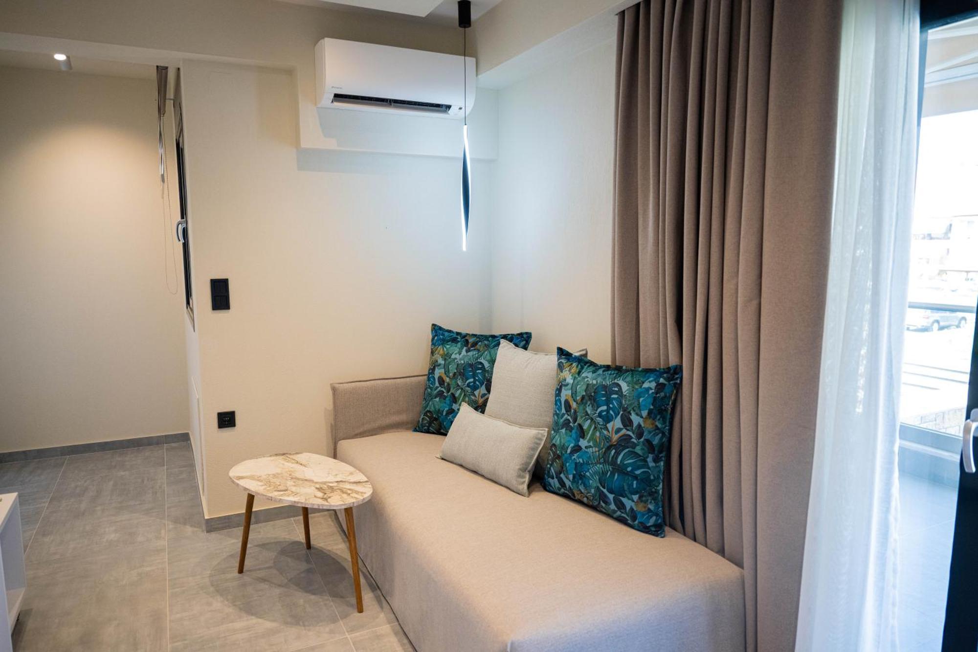 Fay Suites Flogita Eksteriør billede